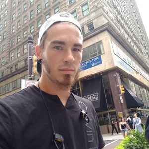 Meet your Posher, Eric